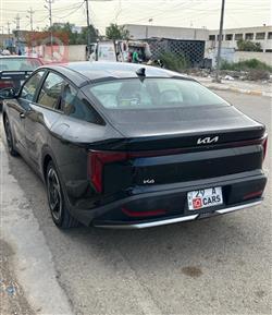 كيا K4